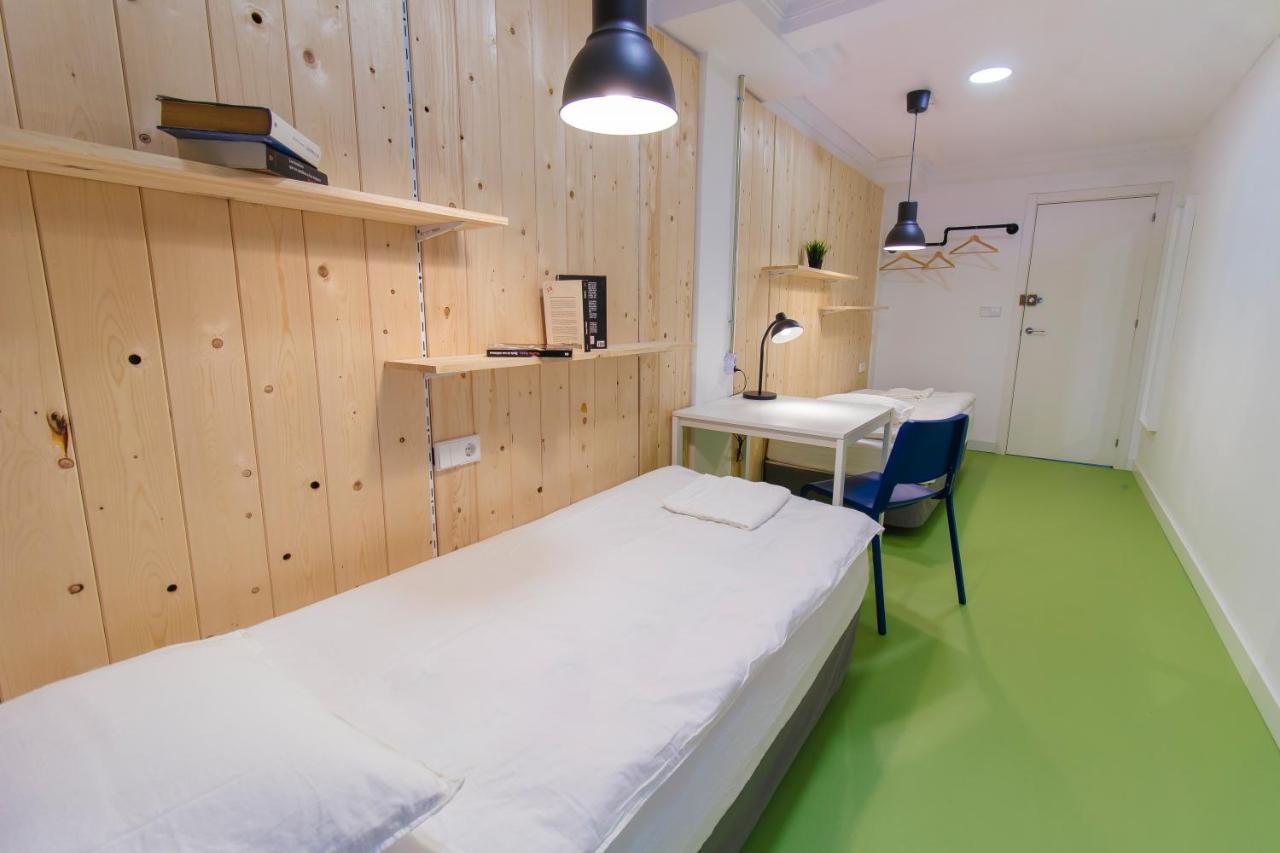 Koala Hostel 阿利坎特 外观 照片