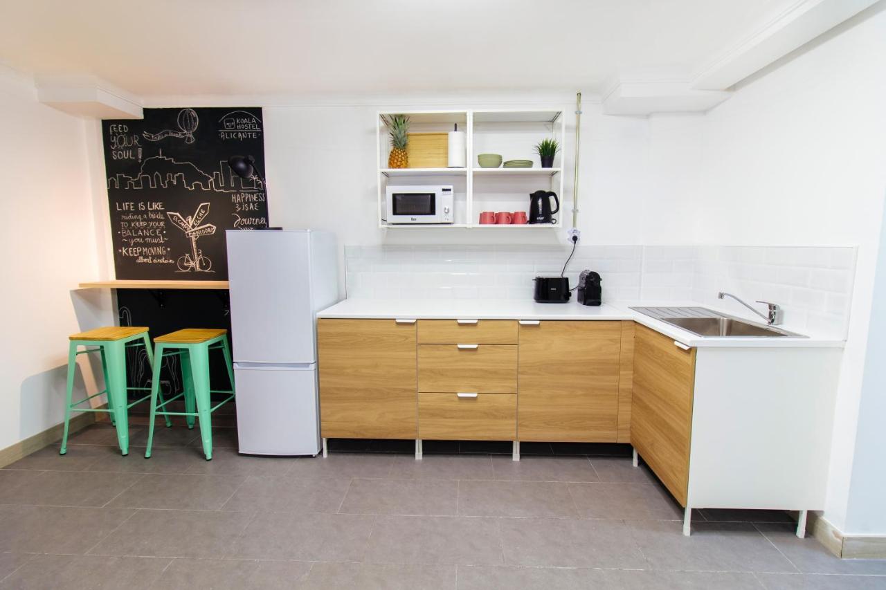 Koala Hostel 阿利坎特 外观 照片